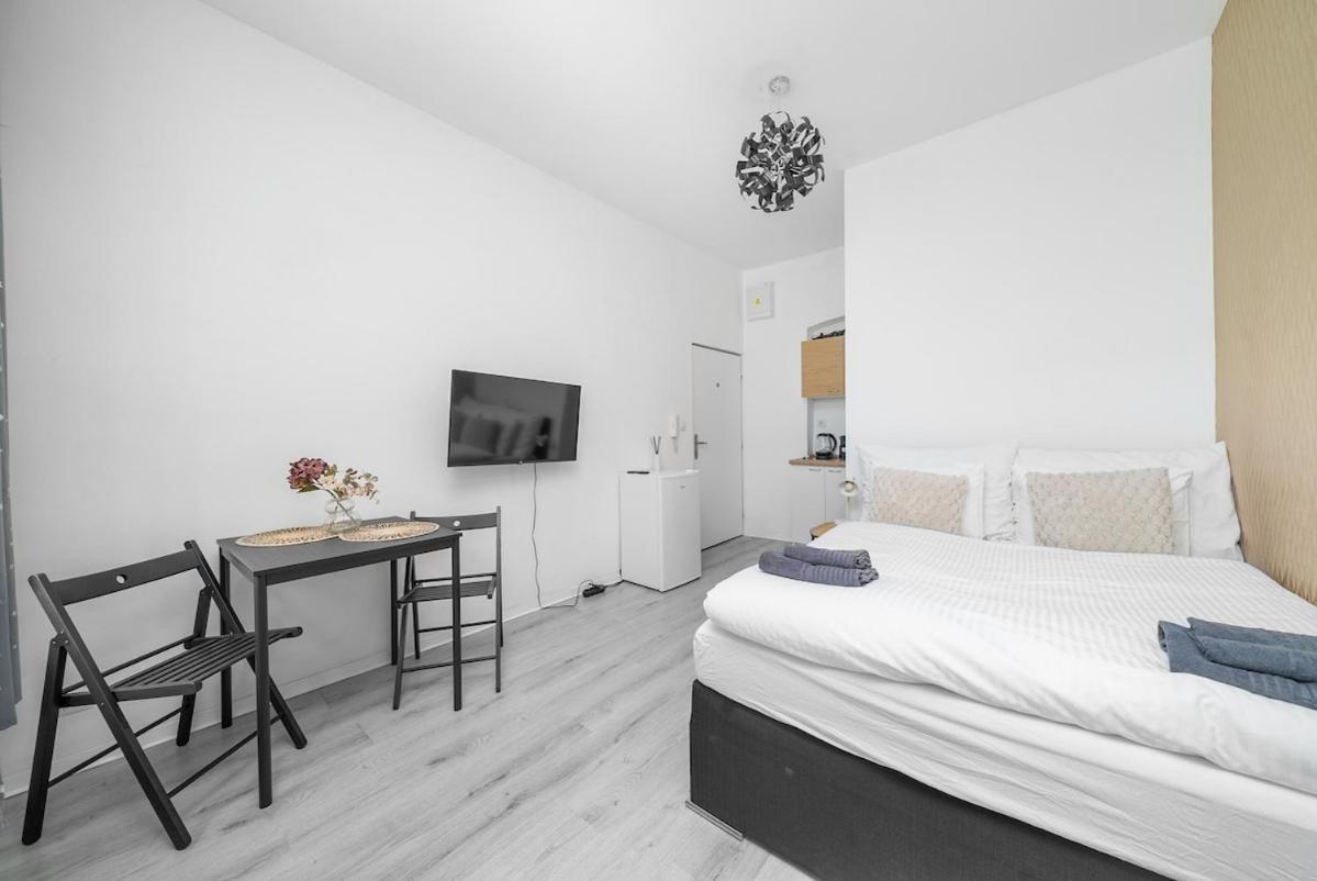 Apartment Cozy Near *